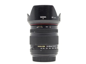 Sigma 18-200mm f/3.5-6.3 DC - Monture Canon EF-S