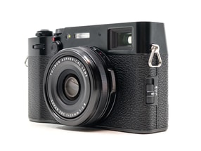 Fujifilm X100V