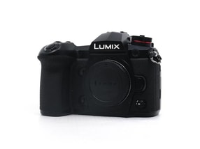 Panasonic Lumix DC-G9