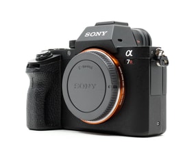 Sony Alpha A7R II