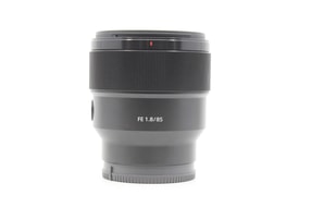 Sony FE 85mm f/1.8