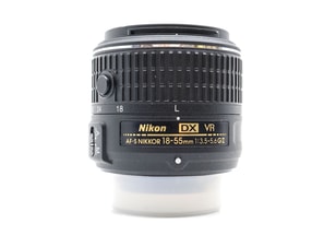 Nikon AF-S DX Nikkor 18-55mm f/3.5-5.6G VR II