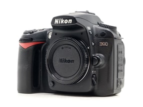 Nikon D90
