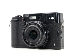Fujifilm X100s