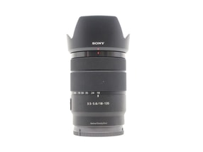 Sony E 18-135mm f/3.5-5.6 OSS
