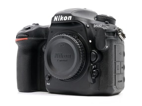 Nikon D500