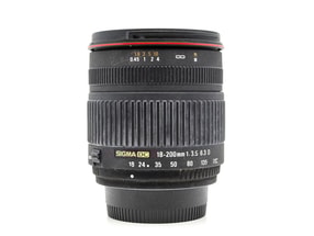 Sigma 18-200mm f/3.5-6.3 DC - Nikon Kompatibel