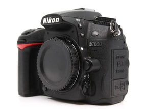 Nikon D7000