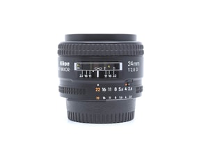 Nikon AF Nikkor 24mm f/2.8D