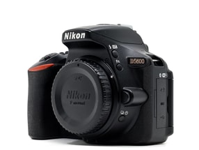 Nikon D5600
