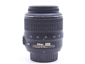 Nikon AF-S DX Nikkor 18-55mm f/3.5-5.6G VR