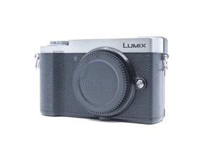Panasonic Lumix DC-GX9