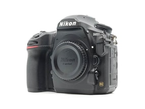 Nikon D850
