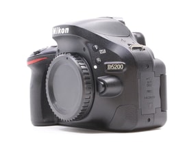Nikon D5200