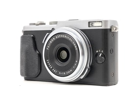 Fujifilm X70