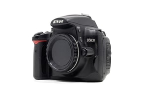 Nikon D5000