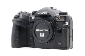 OM SYSTEM OM-1