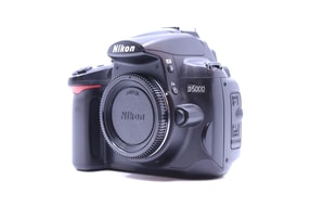 Nikon D5000