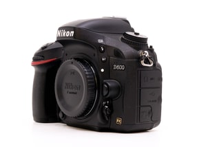 Nikon D600