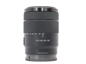Sony E 18-135mm f/3.5-5.6 OSS