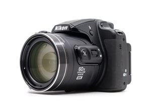 Nikon Coolpix B700