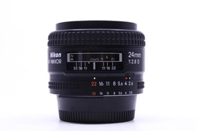 Nikon AF Nikkor 24mm f/2.8D
