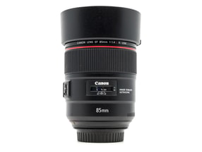 Canon EF 85mm f/1.4 L IS USM