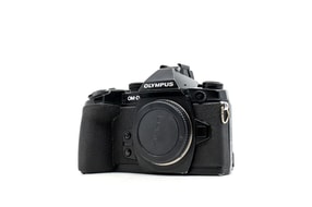 Olympus OM-D E-M1