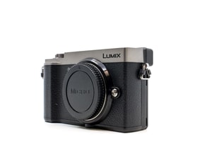 Panasonic Lumix DC-GX9