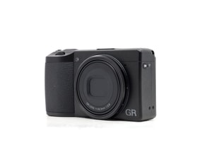 Ricoh GR III HDF