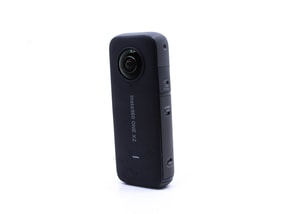 Insta360 ONE X2