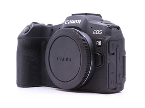 Canon EOS R8