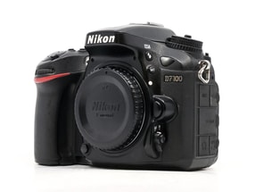 Nikon D7100