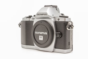 Olympus OM-D E-M5