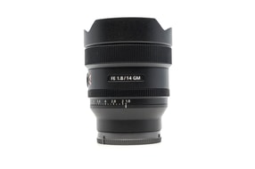 Sony FE 14mm f/1.8 GM