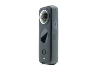 Insta360 ONE X2