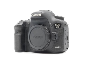 Canon EOS 7D Mark II
