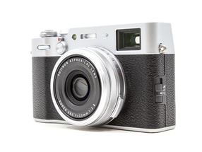 Fujifilm X100V
