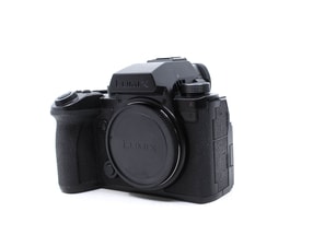 Panasonic Lumix S5 IIX