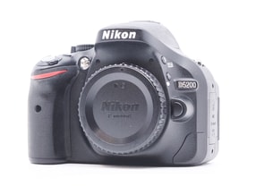 Nikon D5200