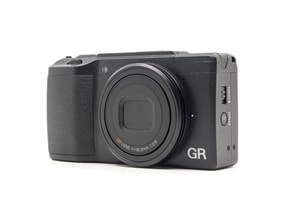 Ricoh GR II