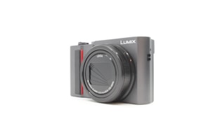 Panasonic Lumix DC-ZS200