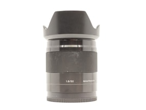 Sony E 50mm f/1.8 OSS