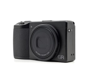 Ricoh GR III