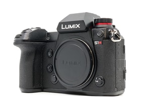 Panasonic Lumix DC-S1R