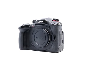 Panasonic Lumix DC-GH5 II