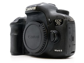 Canon EOS 7D Mark II