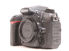 Nikon D7000