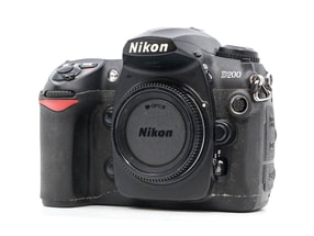 Nikon D200