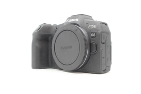 Canon EOS R8